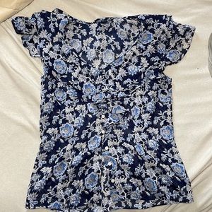 Women’s American Living short sleeve blouse.